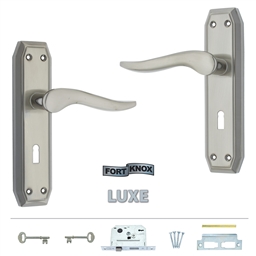 M8I20 - 3 Lever Lockset Martagon 8"